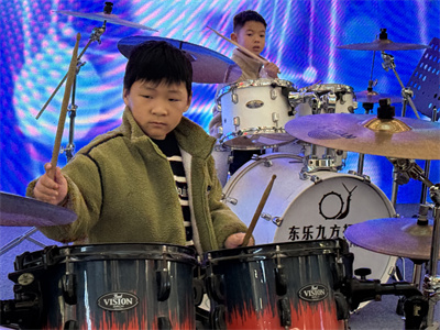 �������´������ͼƬ